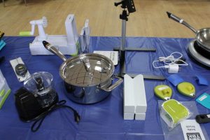 A variety of pans and adaptive kitchenware